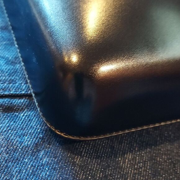 Vegan Faux Leather compact structured festival Shoulderbag - Picture 8 of 9